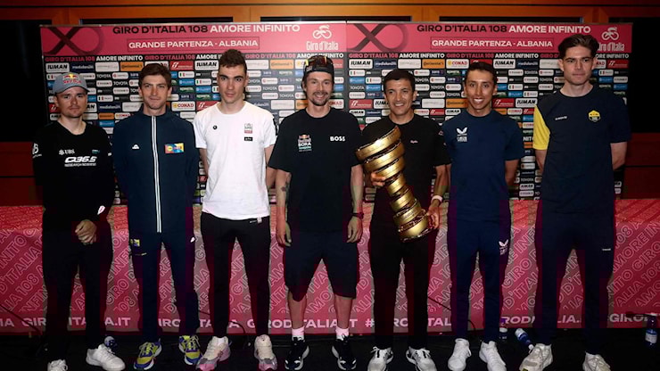 Giro, i big si nascondono. Van Aert: Preparazione non ideale: Roglic: Avrà le sue occasioni... - La Gazzetta dello Sport Giro, i big si nascondono. Van Aert: Preparazione non ideale: Roglic: Avrà le sue occasioni... - La Gazzetta dello Sport