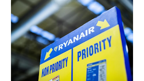 Ryanair, arrivano i rimborsi per costi extra check in: a chi spettano e a quanto ammontano