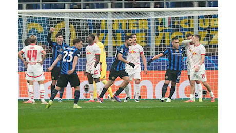 Cambio incredibile, solo 9 minuti in campo: è successo a San Siro