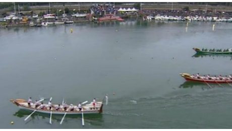 Regata delle antiche Repubbliche Marinare, vince Genova. Venezia arriva terza ma è sempre in cima nell'albo d'oro