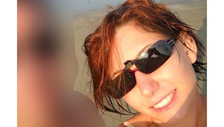 Sharon Verzeni uccisa in strada a Terno d'Isola, fatali 4 coltellate tra schiena e torace: l'esito dell'autopsia