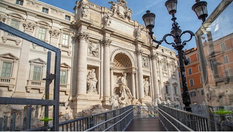 Fontana di Trevi, 14mila visitatori in soli due giorni nonostante i media Usa