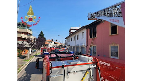 Incendio a Cesano Maderno, due persone gravi