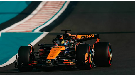 GP Abu Dhabi a Yas Marina, libere 3: McLaren si ripete, Piastri comanda davanti a Norris. Ferrari aspetta la qualifica