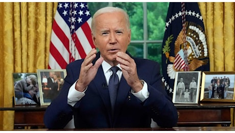 Biden potrebbe annunciare il ritiro nel weekend, Axios: «Rassegnato alle pressioni e ai sondaggi negativi»
